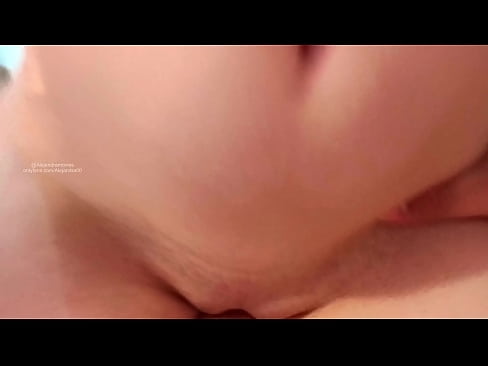 ❤️ Tidur di kamar kakakku dan begitulah aku terbangun ️  Sex pada kami ❤